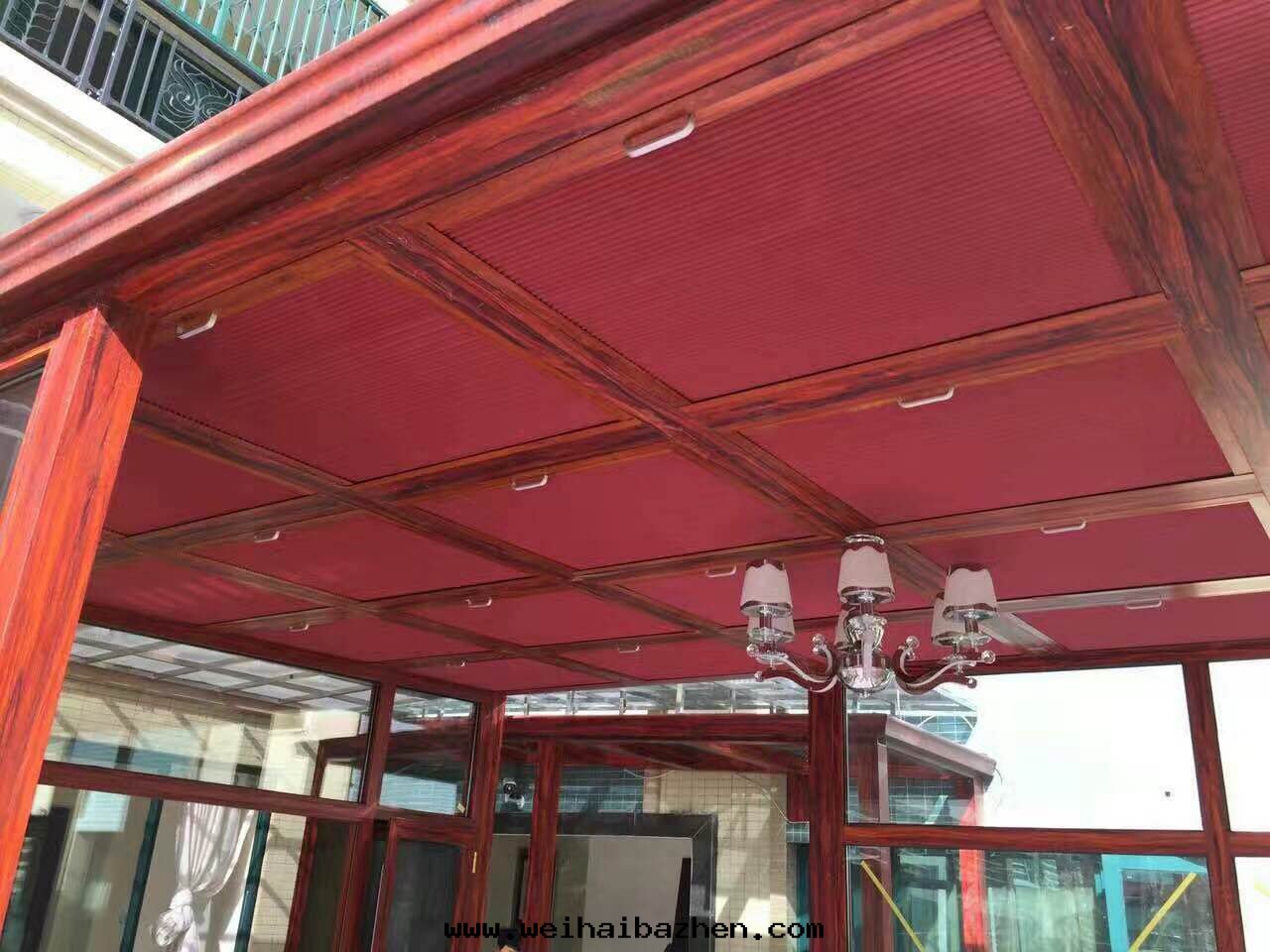 電(diàn)動(dòng)天(tiān)棚帘(lián) (4)