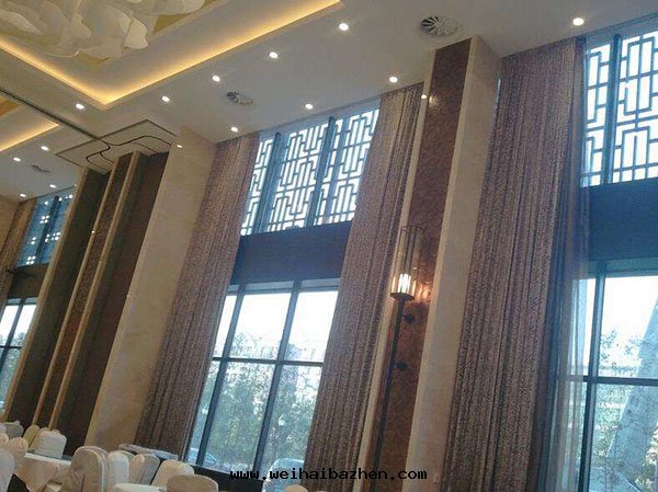 電(diàn)動(dòng)开合帘(lián)